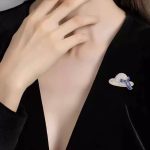 سنجاق سینه کلاه