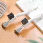 براش تمیز کننده برس مو