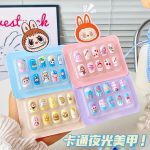 پک ناخن labubu