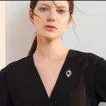 سنجاق سینه طرح مینیمال - Image 4