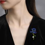 سنجاق سینه گل دو رنگ - Image 2